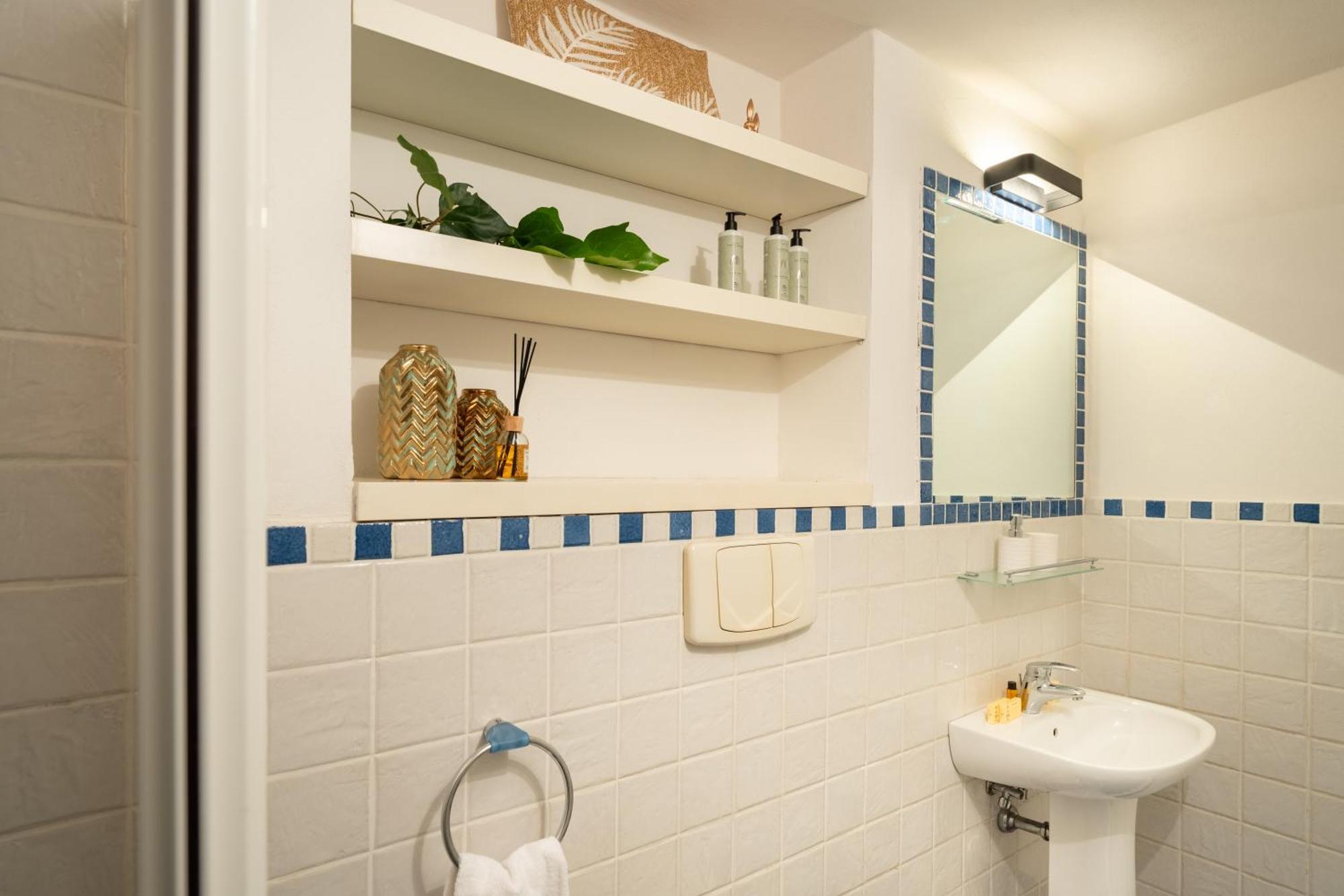 Via Cimabue 8B - Florence Charming Apartments - Metropolitan Loft In Florence - 20 Minute Walk To City Center - Excellent Base For Exploring - Less Than 5 Minute Walk To The Supermarket - Amazing Bakery On The Corner Florença Exterior foto