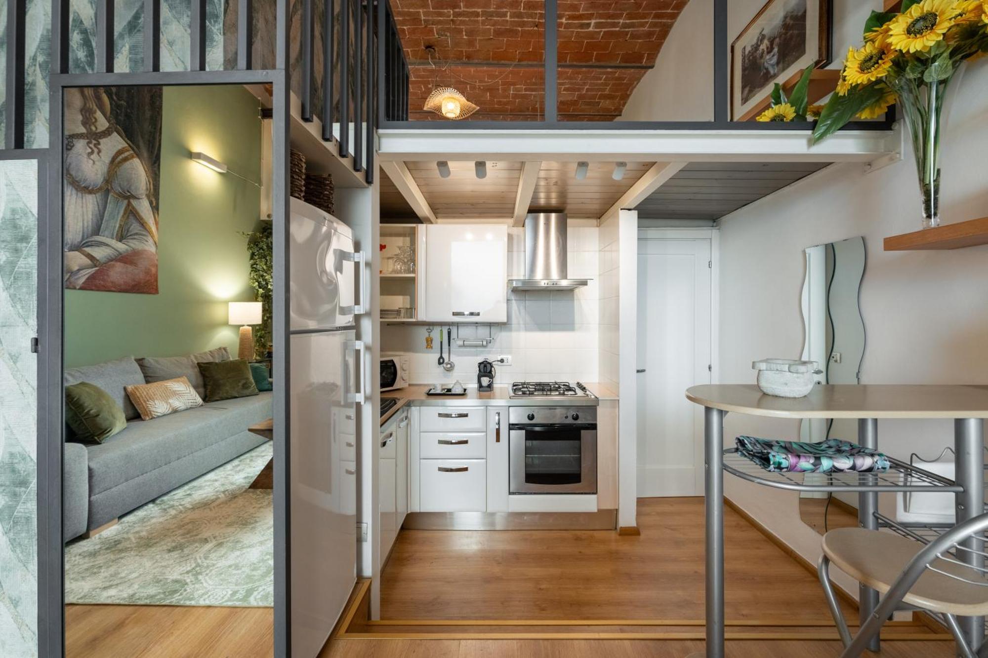 Via Cimabue 8B - Florence Charming Apartments - Metropolitan Loft In Florence - 20 Minute Walk To City Center - Excellent Base For Exploring - Less Than 5 Minute Walk To The Supermarket - Amazing Bakery On The Corner Florença Exterior foto